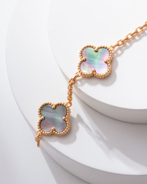 Van Cleef & Arpels Grey Mother-of-Pearl Flower Bracelet - Image 3
