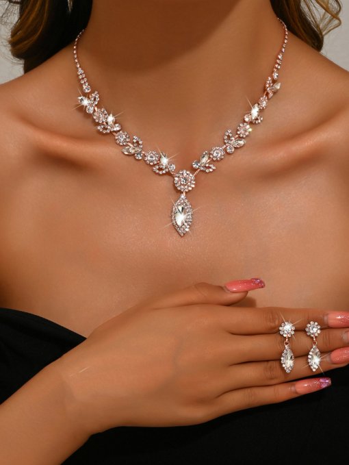 Cross-border supply exquisite claw chain rhinestone crystal earrings and necklace set mild luxury retro leaves flower temperament clavicle - Image 15