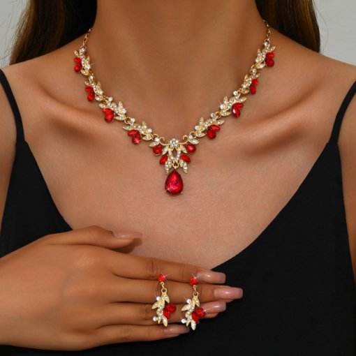 In stock wholesale wedding dress with bride ornament clavicle necklace two-piece earrings set women's alloy jewelry set - Image 8