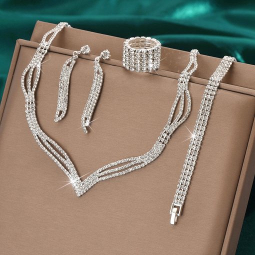 Bridal Ornament necklace wholesale European and American three-piece set diamond claw chain jewelry suit wholesale e-commerce supply - 图片 3