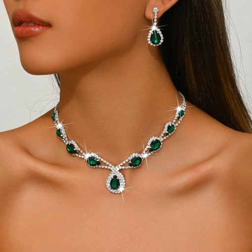 Light luxury water drop diamond ear stud necklace suit minority all-match design sense clavicle chain temperament High sense ornament female - Image 8