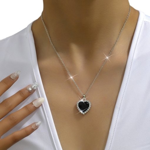 Fashion Wholesale love pendant necklace full diamond cross-border best seller in Europe and America - Image 5