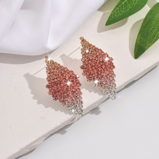 Europe and america cross border luxurious style shiny full diamond earrings women's fashion geometry pattern rhombic ear studs earrings factory direct sales - 图片 3