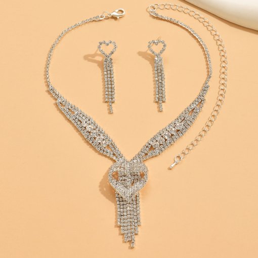 Cross-border European and American wedding photo studio bridal wear accessories shining full diamond three-layer heart tassel necklace/eardrops suit - 图片 2