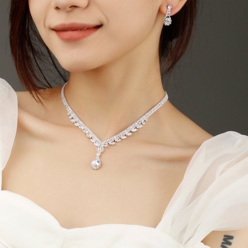 Factory in stock Women's necklace bracelet earrings wedding jewelry suit fine zircon Bridal Ornament