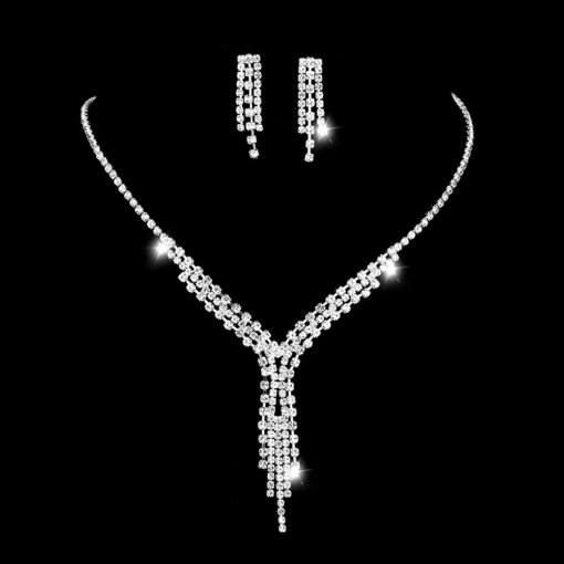 Affordable luxury fashion temperament clavicle chain autumn and winter accessories women's shiny diamond tassel necklace earring bracelet three-piece set European and American - Image 6