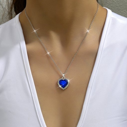 Fashion Wholesale love pendant necklace full diamond cross-border best seller in Europe and America - Image 2