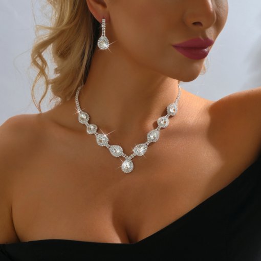 European and American entry lux high-grade zircon Jewelry necklace earrings niche retro clavicle chain fashionable all-match necklace suit - Image 10