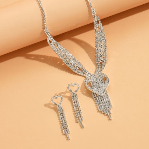 Cross-border European and American wedding photo studio bridal wear accessories shining full diamond three-layer heart tassel necklace/eardrops suit - 图片 4