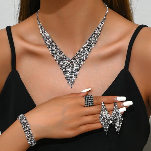 Hot selling cross-border women's jewelry fashion black tassels crystal stone silver necklace earrings 2-piece set - Image 4