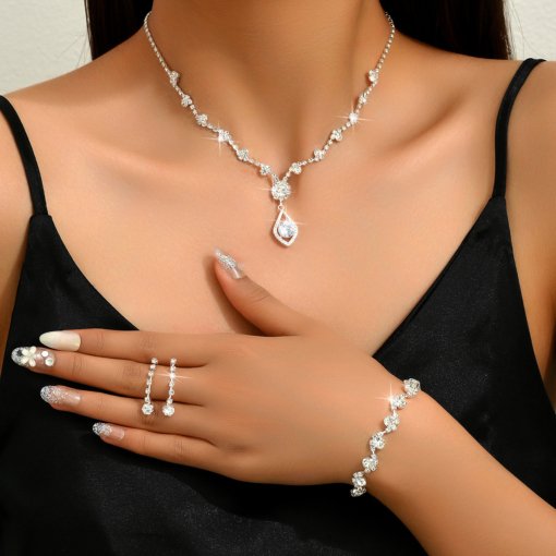2025 cross-border brand new rhinestone tassel wedding ladies ornament silver claw chain necklace earring bracelet three-piece set