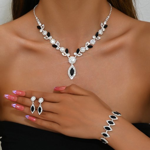 Cross-border supply exquisite claw chain rhinestone crystal earrings and necklace set mild luxury retro leaves flower temperament clavicle