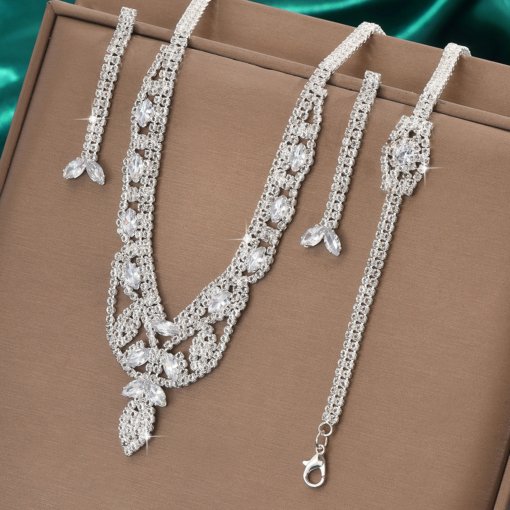 2024 new fashion trendy European and American zircon earrings necklace bracelet three-piece set women's wedding wholesale - 图片 2