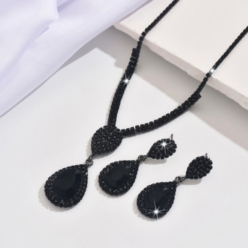 Cross-border European and American ornament wholesale bride black water drop rhinestone three-piece necklace earrings fashion banquet wear - 图片 3