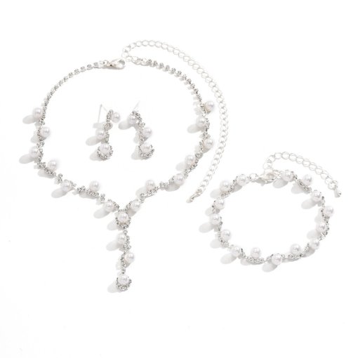 Simple exquisite hot selling claw chain necklace earring bracelet set three-piece set short pearl necklace dinner dress accessories - 图片 5