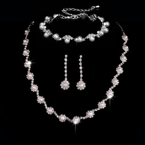 Cross-border jewelry suit new hot simple claw chain rhinestone quartz inlaid pearl bridal necklace three-piece earrings set