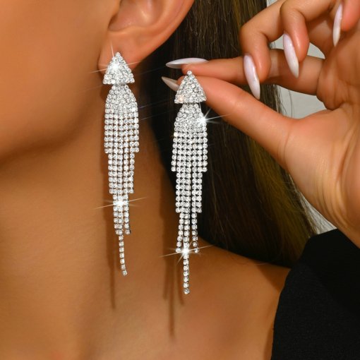 Cross-border Diamond waterfall tassel pendant earrings exaggerated New Fashion Dance nightclub flashing earrings factory direct sales