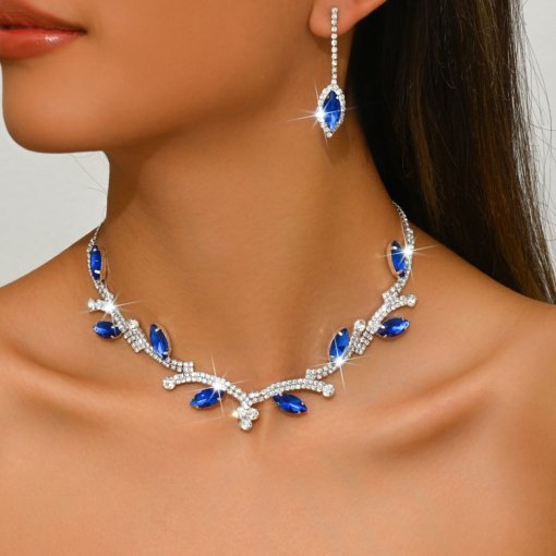 Diamond Leaf tassel necklace European and American entry Lux Palace style clavicle chain New retro high sense ornament suit women - Image 6