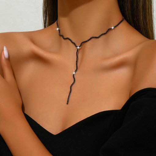 Internet celebrity same style sexy rhinestone full diamond neck short necklace necklace European and American personalized trendy all-match necklace