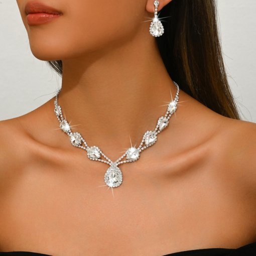 Light luxury water drop diamond ear stud necklace suit minority all-match design sense clavicle chain temperament High sense ornament female - Image 6