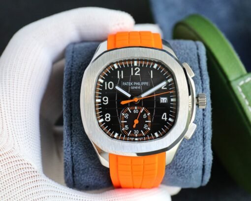 Patek Philippe AQUANAUT series 5968A-003 - Image 4