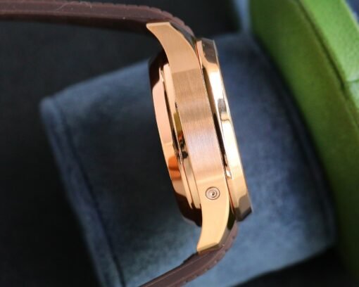 Patek Philippe AQUANAUT series 5968A-001 - Image 7