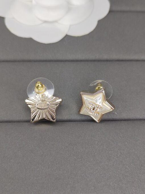 Anel new Chanel new double C diamond pearl stud earrings 59 uniform zp brass material - 图片 3