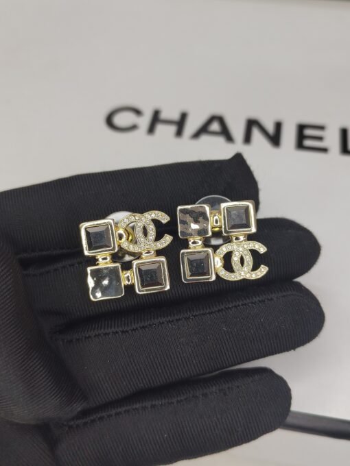 Anel new Chanel new double C diamond stud earrings 5uniform zp brass material