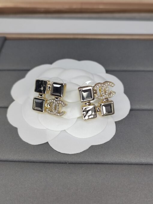 Anel new Chanel new double C diamond stud earrings 5uniform zp brass material - 图片 4