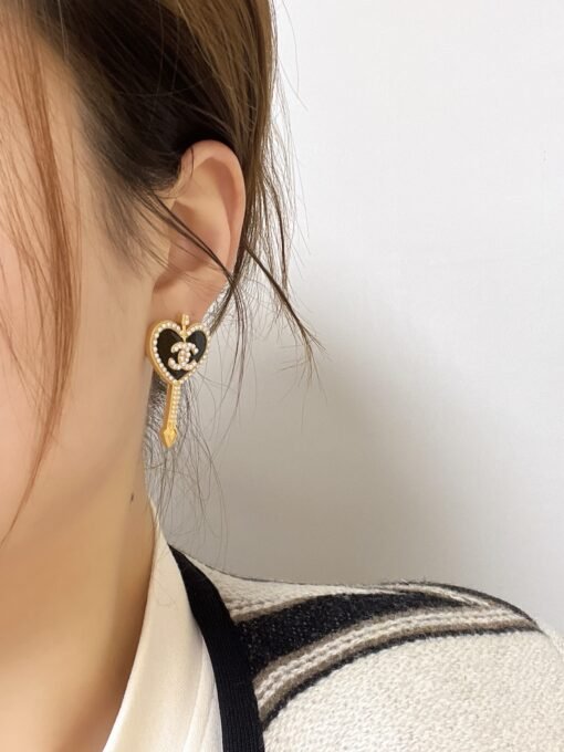 Chanel medieval earrings - Image 2
