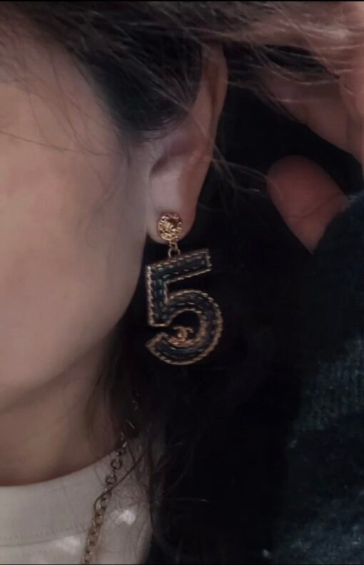 Chanel 24s new model No. Denim pattern Pendant earrings - Image 3