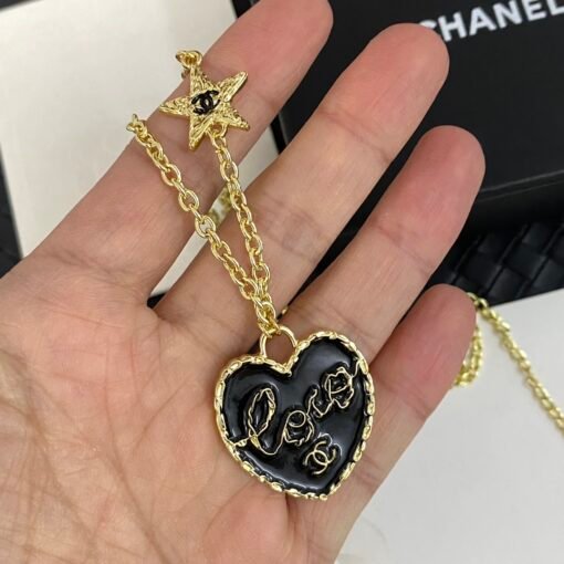 Chanel  necklace - Image 3