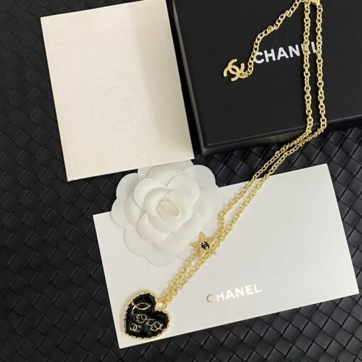 Chanel  necklace - Image 6