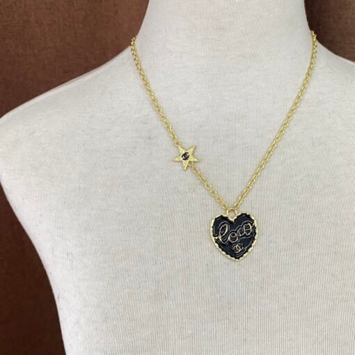 Chanel  necklace - Image 5