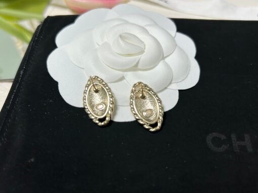 Chanel new pink enamel diamond earrings - Image 6