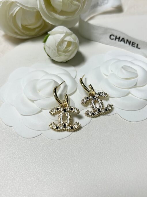 Chanel new style enamel vertical strip blue and white oil dropping pendant earrings - Image 3