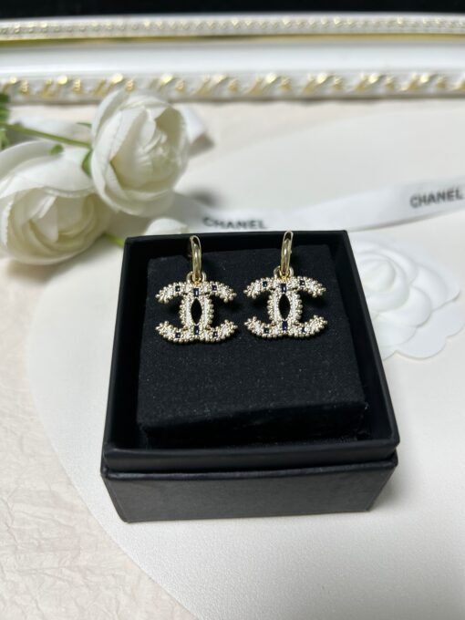 Chanel new style enamel vertical strip blue and white oil dropping pendant earrings