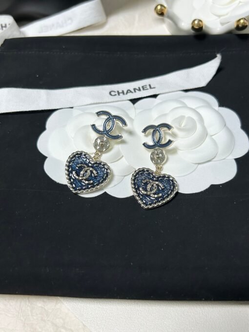 Chanel new love denim pendant earrings - Image 4