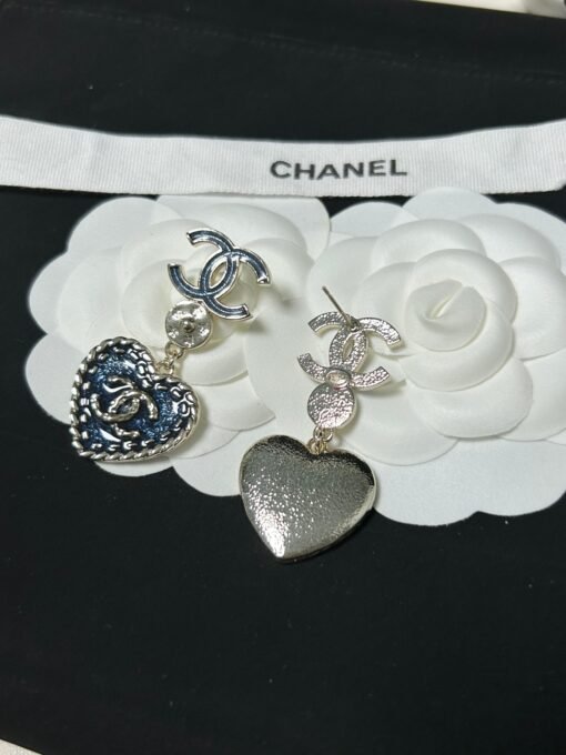 Chanel new love denim pendant earrings - Image 6