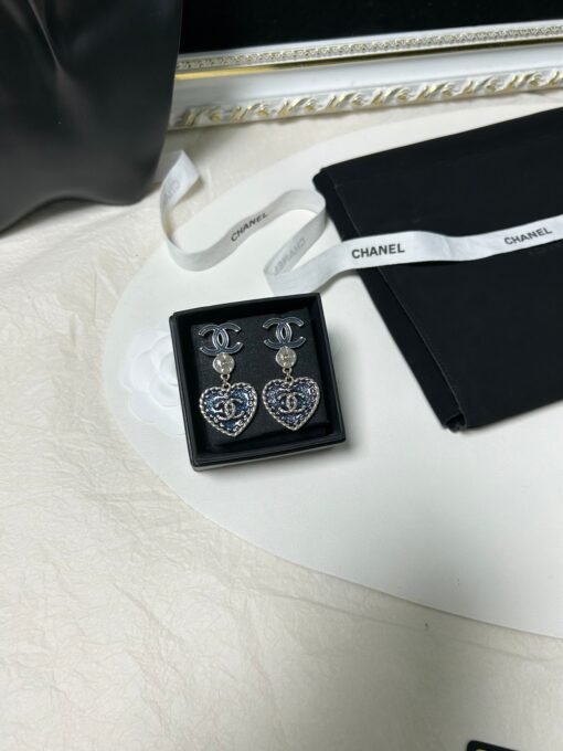 Chanel new love denim pendant earrings - Image 2