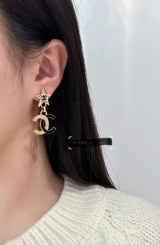 Chanel new style, medieval lava series, five-pointed star, black and gold high-end color matching, double C pendant, earrings - Image 3