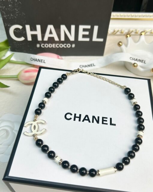 CHChanel new white enamel double c necklace - Image 4