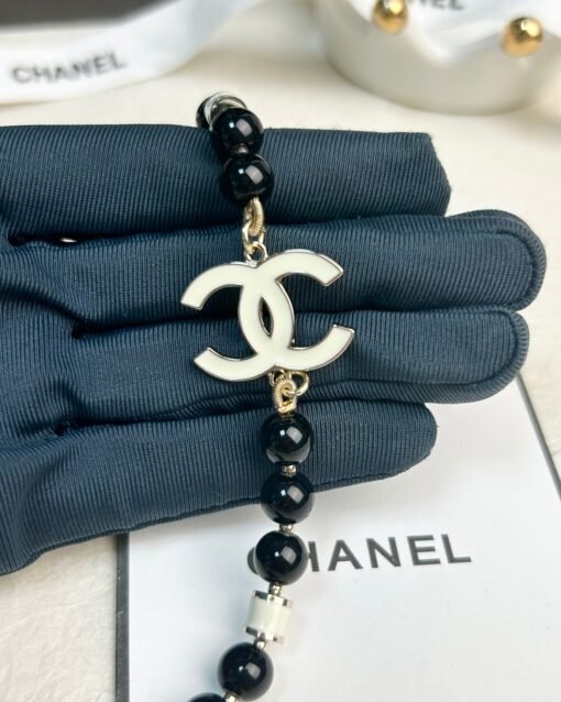 CHChanel new white enamel double c necklace - Image 6