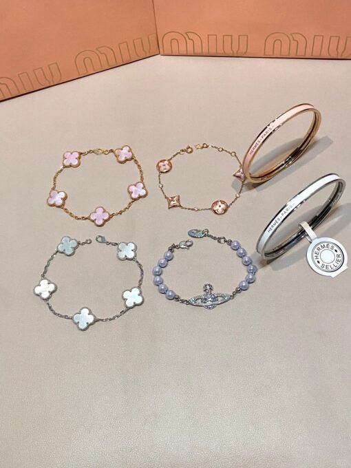 VCA five-flower bracelet LV mother-of-pearl bracelet