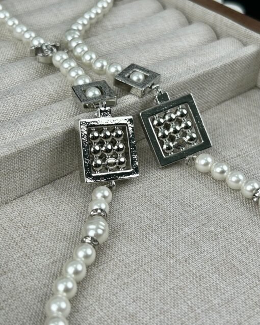 Chanel new style silver diamond-set square pearl necklace sweater chain - Image 8