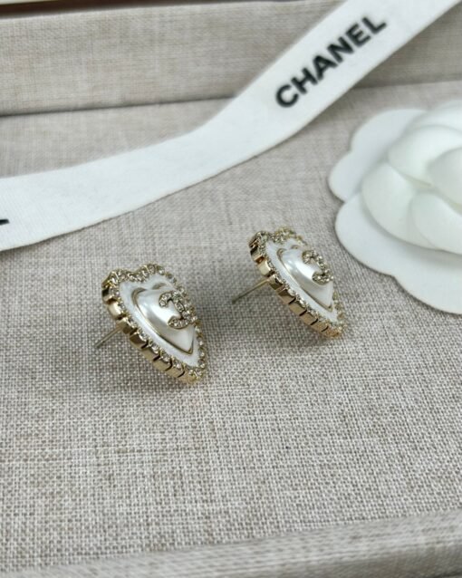 CHANE new love resin oil-dripping peach heart white earrings - Image 6