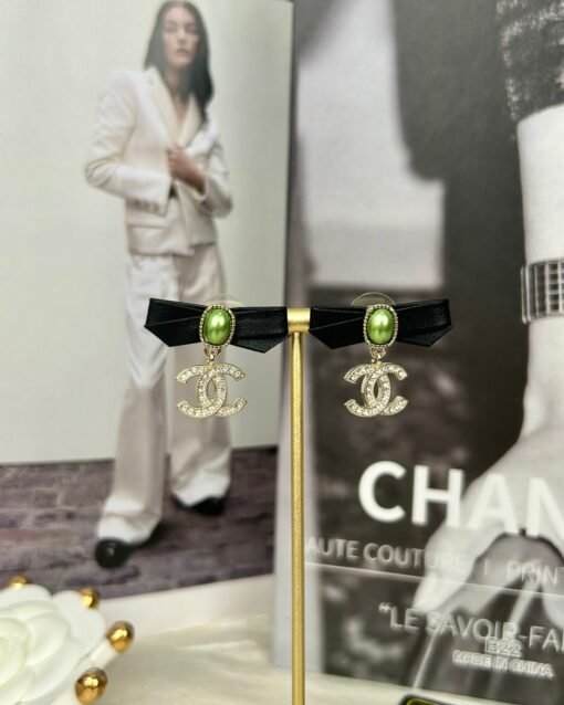 Chanel new style black leather bow green pearl double c diamond earrings - Image 4