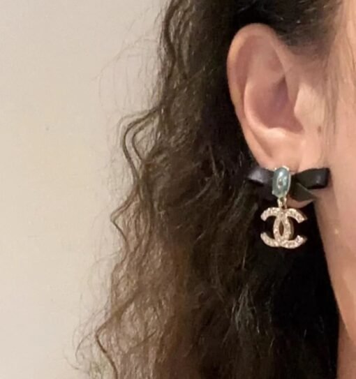 Chanel new style black leather bow green pearl double c diamond earrings - Image 3