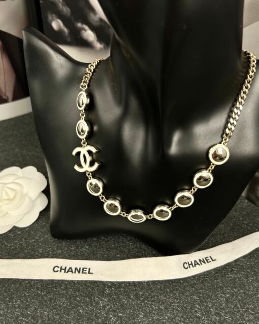Chanel new style white oil-drop double c round glossy necklace - Image 6