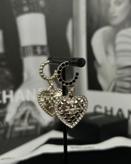 Chanel new style love plaid diamond small earrings black diamond earrings - Image 6